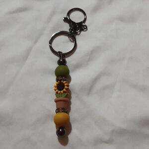 Handmade silicone beaded flower Keychain